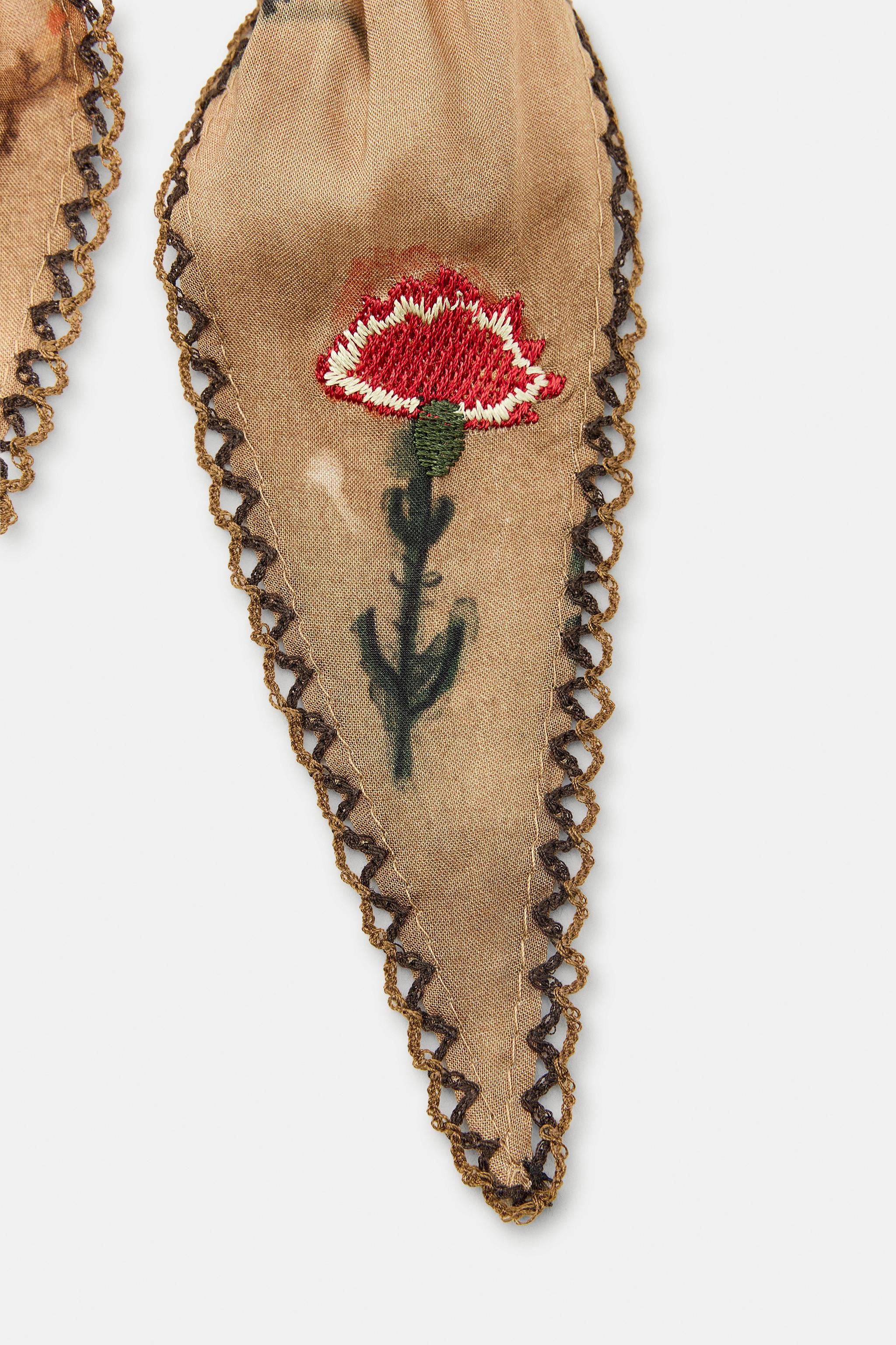 EMBROIDERED FLORAL PRINT BANDANA | Zara UK