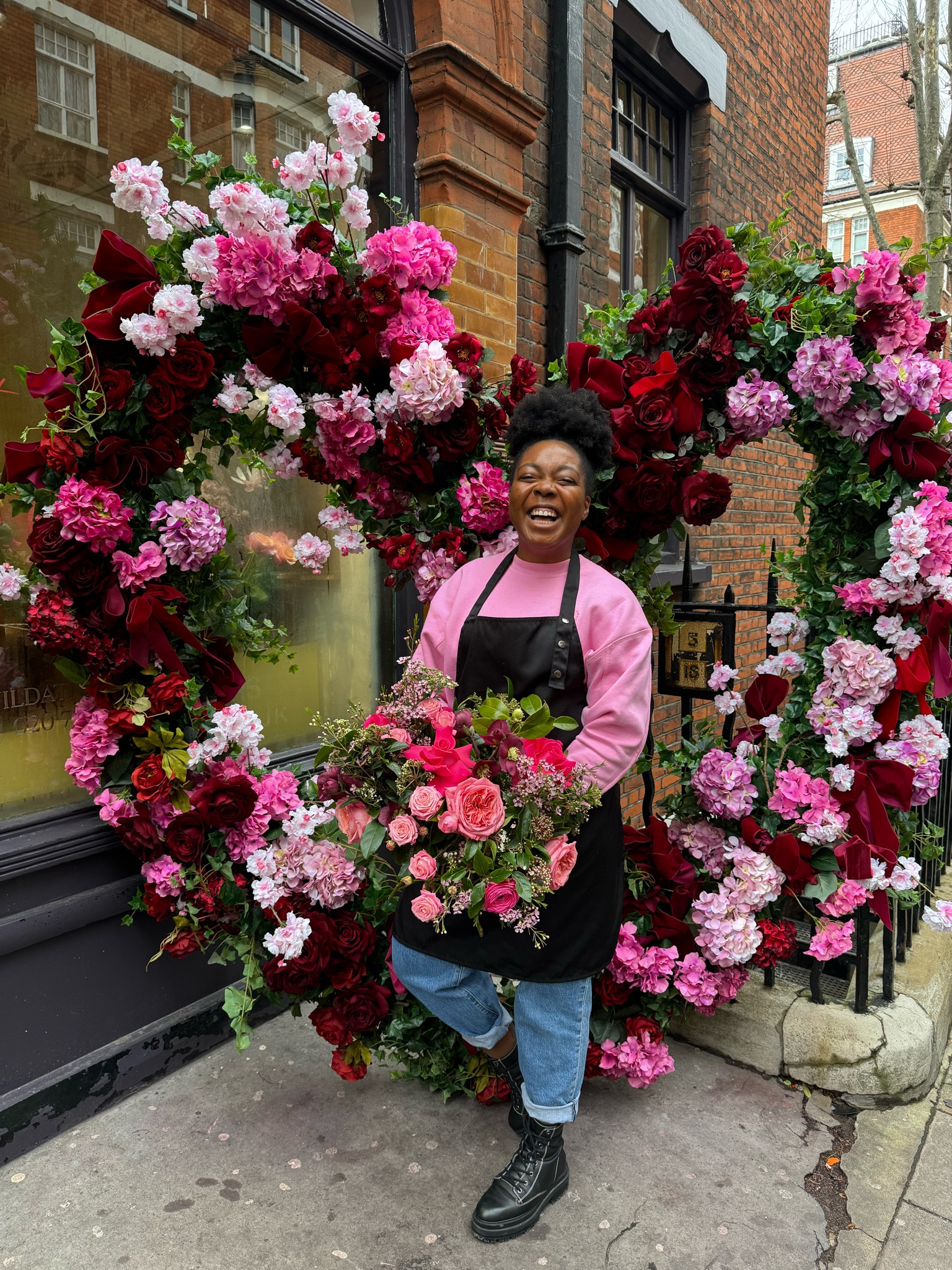 Had to buy a new vase for this bunch 🌹 celebrating the launch of the new Wild Love Heart case and their the enchanting Rose Petals scent 🥰 for valentines. 

I shared my SK[IN]S for 2024 last week in my Botanics collaboration which included natural products. I made the switch to Wild natural deodorant at the start of 2023 and am sticking with ‘em!

When they launched their body wash and got in touch, it was a hard yes from me to work together! 

I’ll be honest, I made the switch moreso to take care of myself, than the environment. 

Using a product that’s good for the planet is an epic added bonus to smelling great and taking care of myself from the outside in. 


#LTKeurope #LTKGiftGuide #LTKbeauty