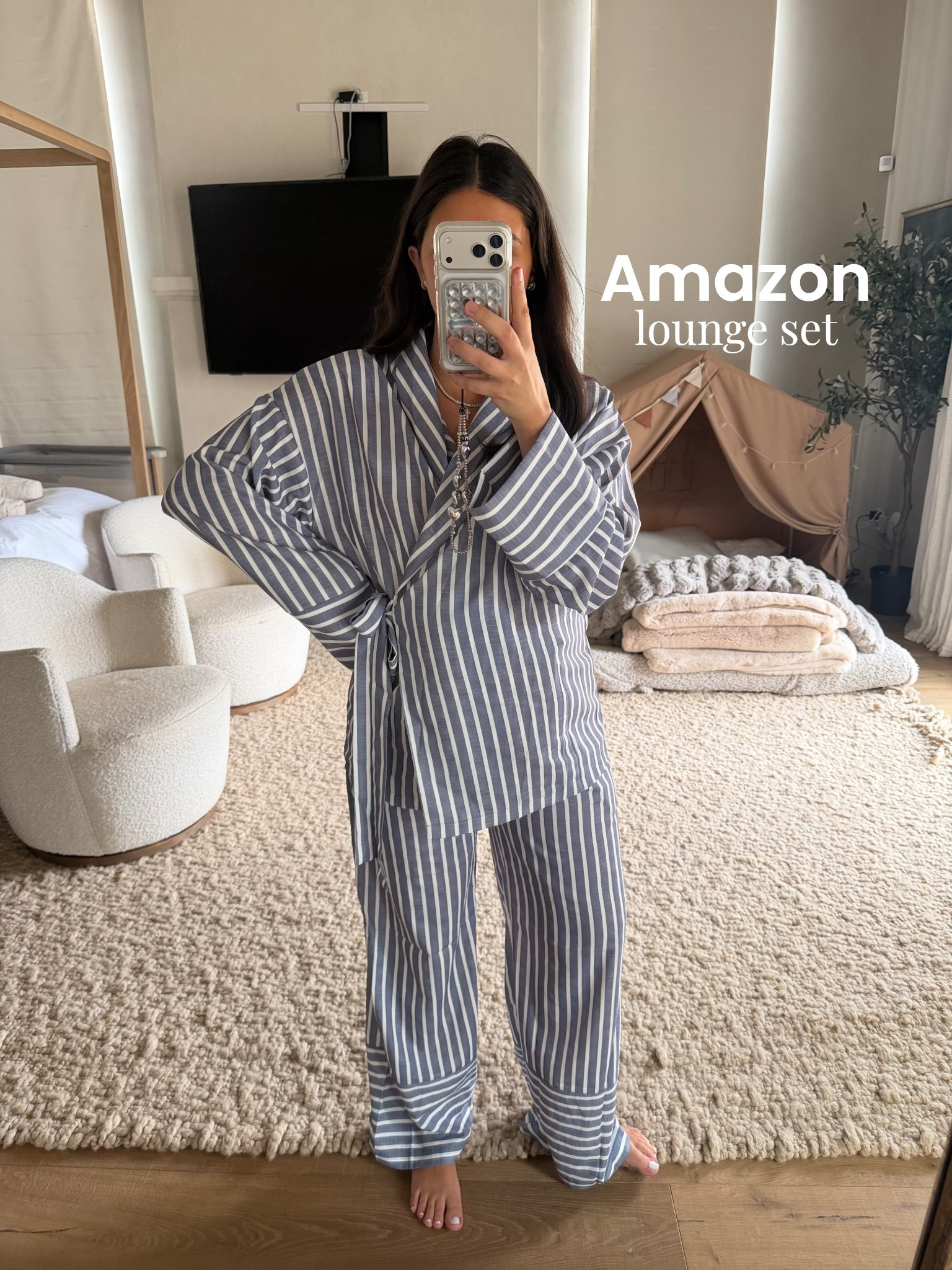 Might be the easiest post partum set yet! Top wraps and ties on the side! 

Size: large 

Dressupbuttercup.com #dressupbuttercup #dederaad 

#LTKdayinmylife #LTKmomlife #LTKootd