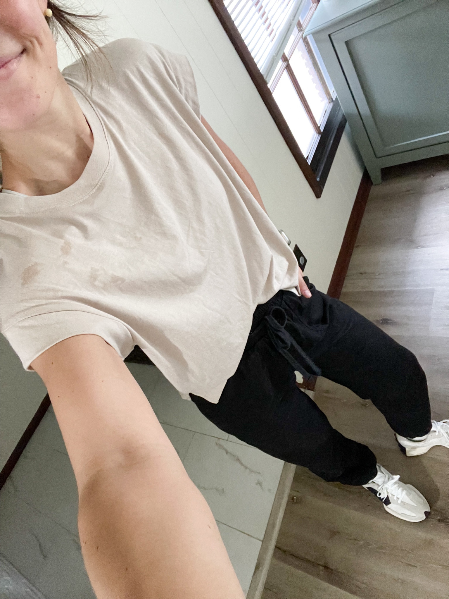 living in these joggers 🙌🏽
.
.
joggers, target, target fashion, black joggers, basic tee, travel outfit, travel ootd, styling tip, mom style, comfy style, errand running outfit, SAHM outfit, new balance sneakers, neutral outfit, spring capsule wardrobe 

#LTKstyletip #LTKtravel #LTKfindsunder50