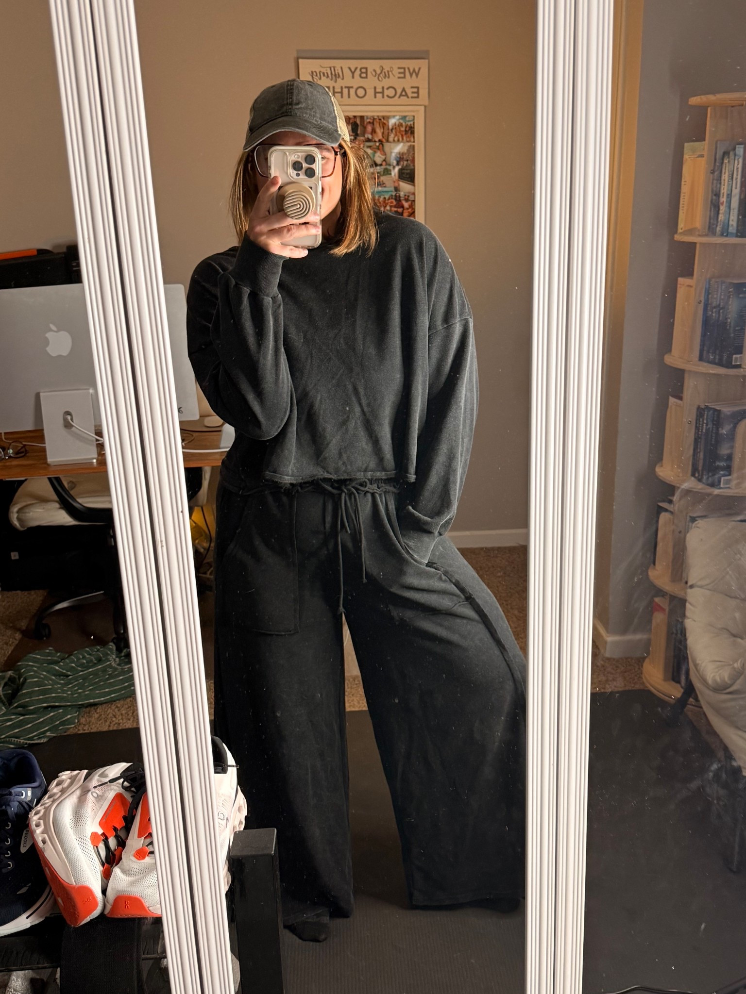 Lounge sets all winter long

Size XL



#LTKMidsize #LTKFindsUnder50