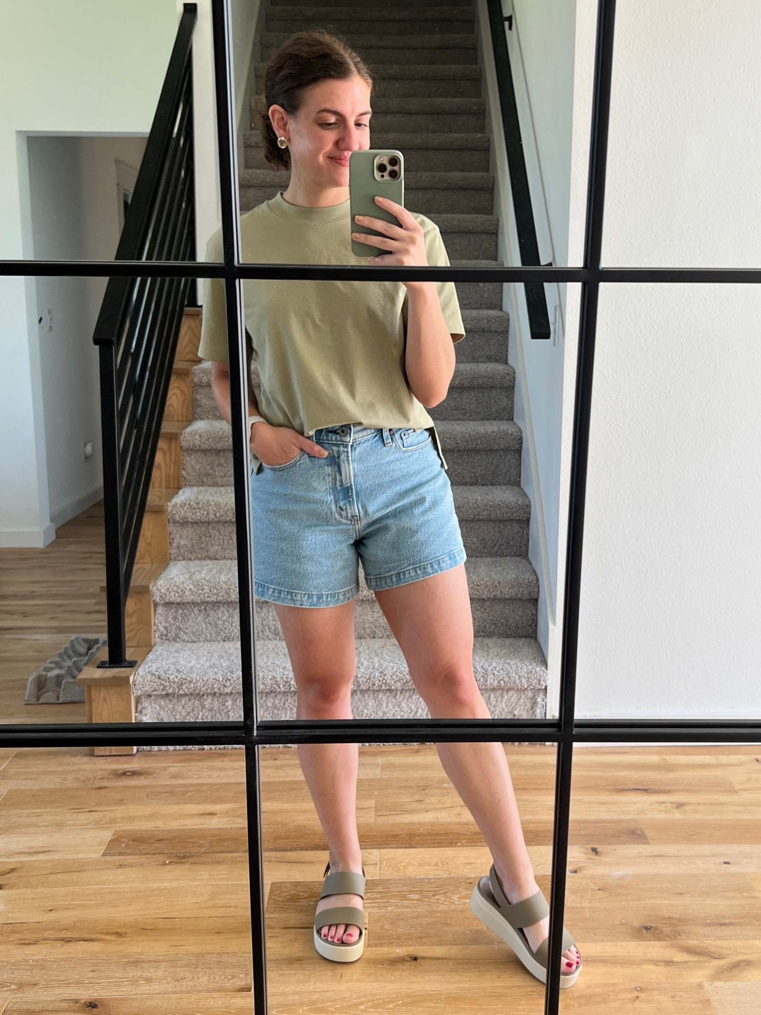 Sunday casual fit 😎

My favorite tee: M
Shorts: 27 (curve love fit)
Sandals: 8 - size up if you’re in between, they only come in whole sizes!

#LTKfindsunder100 #LTKstyletip #LTKshoecrush