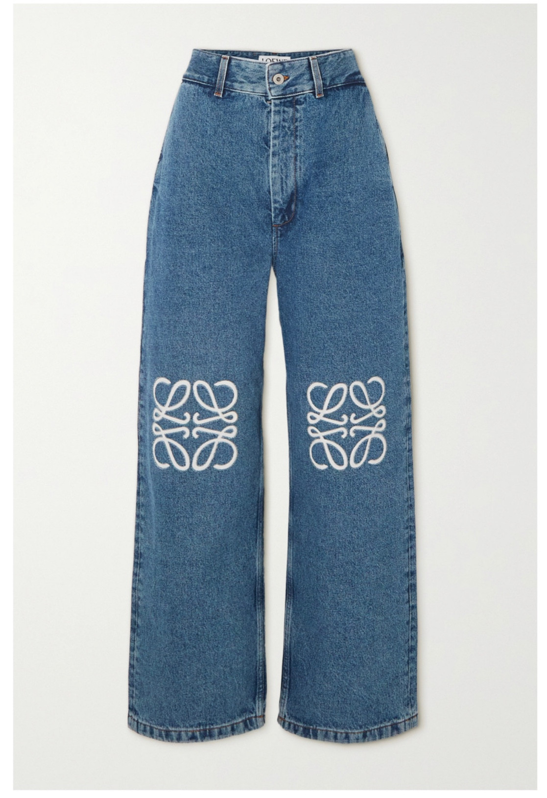 Loewe anagram baggy jeans coming back in stock and the cropped size 34(2) available 

#LTKFind #LTKSeasonal #LTKstyletip