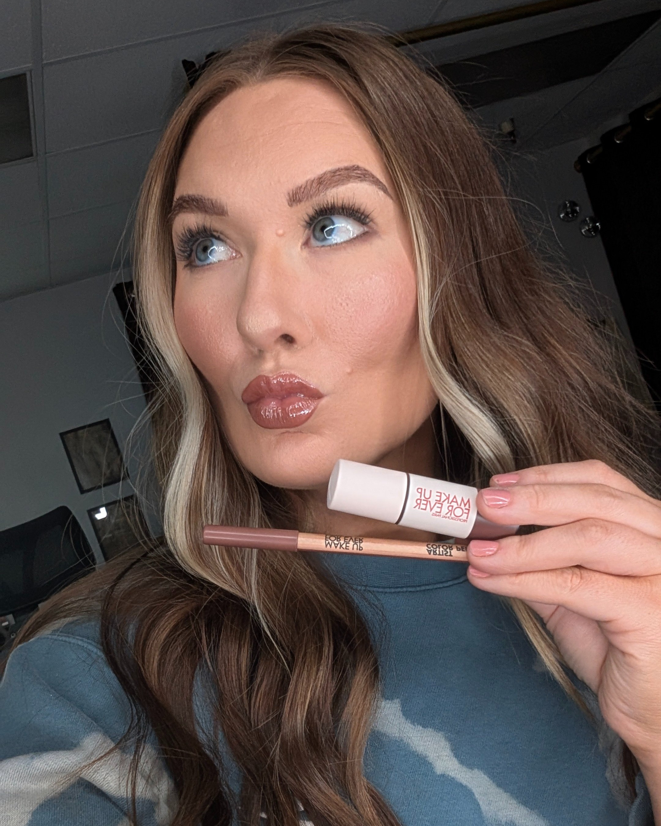 Glossy brown lip 🤎

#LTKFindsUnder50 #LTKBeauty #LTKStyleTip