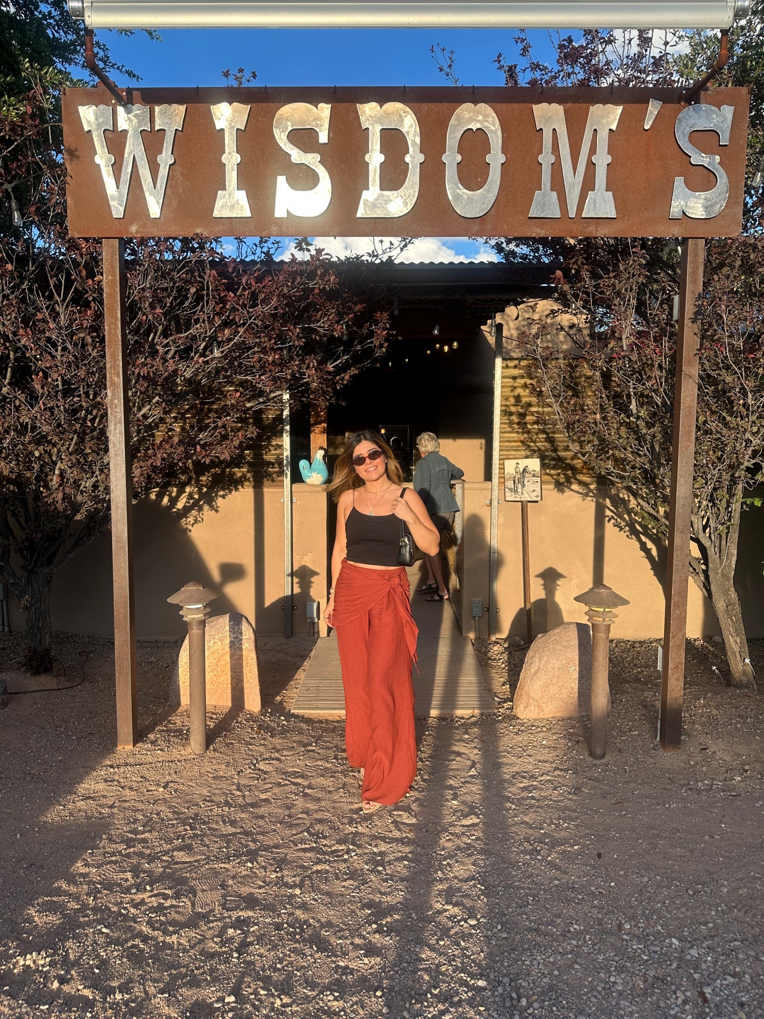 Chicest scarf pants! 
Top size xs
Pants size xs

#LTKSeasonal #LTKootd