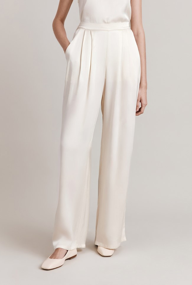 Celine Satin Trouser

                        Ivory | Ghost