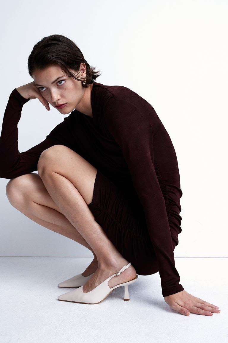 Leather slingbacks - Cream - Ladies | H&M GB | H&M (UK, MY, IN, SG, PH, TW, HK)