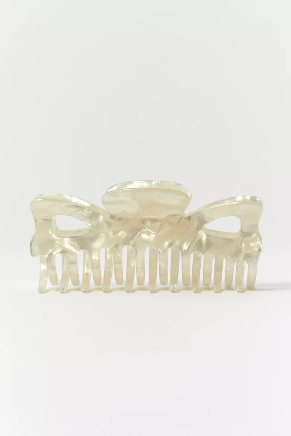 Mable Jumbo Claw Clip | Urban Outfitters (US and RoW)