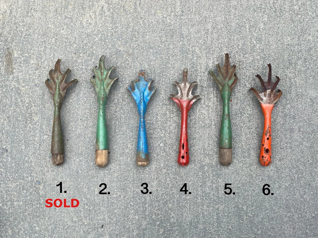 Choice Vintage Hand Held Metal Garden Cultivator Tool Garden Cultivator Rake Garden Cultivator Cl... | Etsy (US)