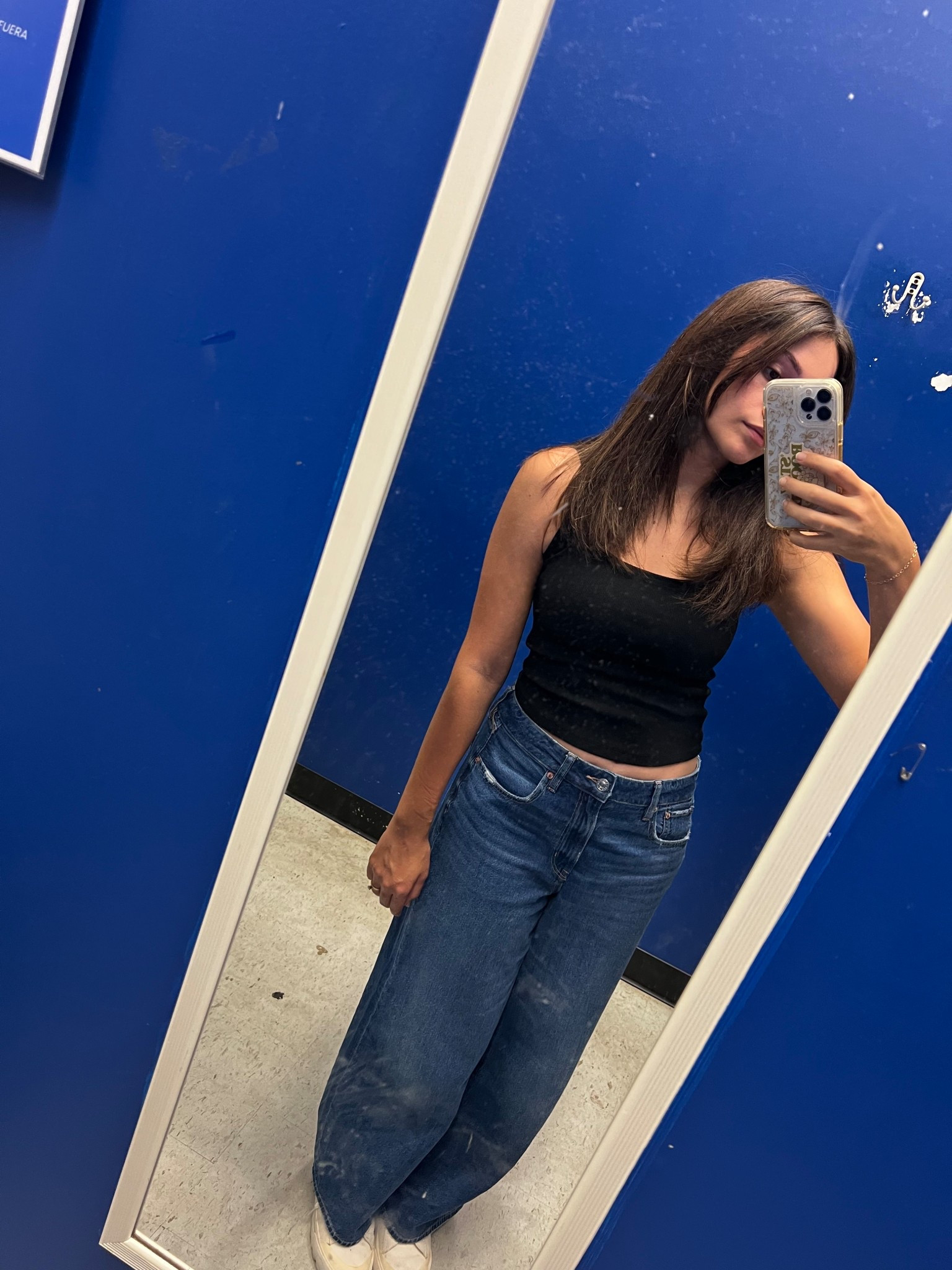 cute fall y2k outfit with low rise jeans!! 💙 wearing size small in top and size 4 in jeans. ✨

#LTKSaleAlert #LTKSeasonal #LTKU