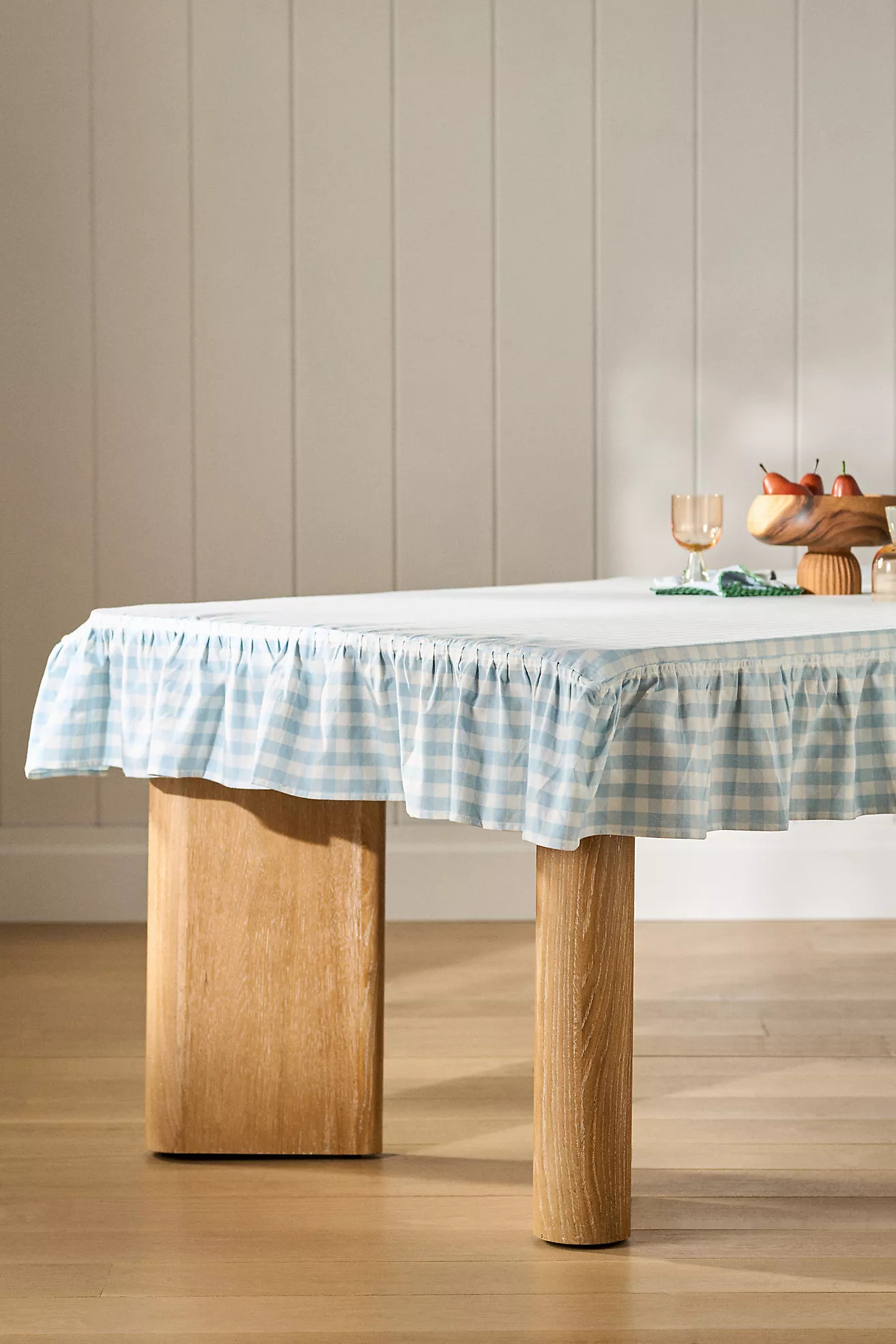Galley & Fen Ruffled Gingham Tablecloth | Anthropologie (US)