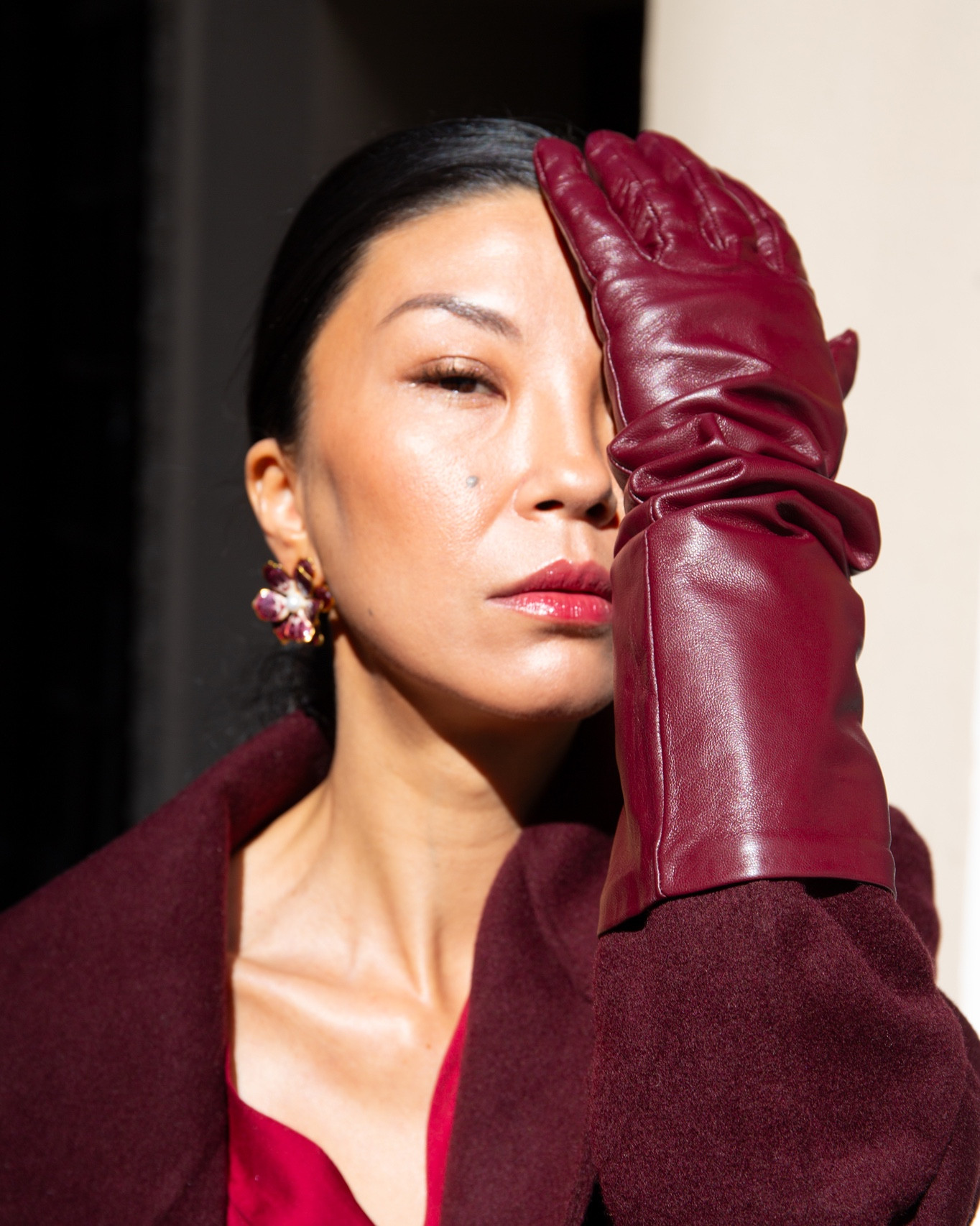 💋 Burgundy dreams and city beams.

#outfitinspo #burgundycoat #ootdfashion #streetstyle #monochromeoutfit 



#LTKStyleTip #LTKOver40 #LTKSeasonal