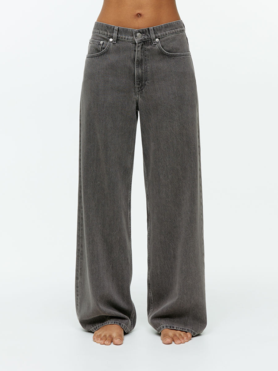 CLOUD Low Loose Jeans | ARKET (US&UK)