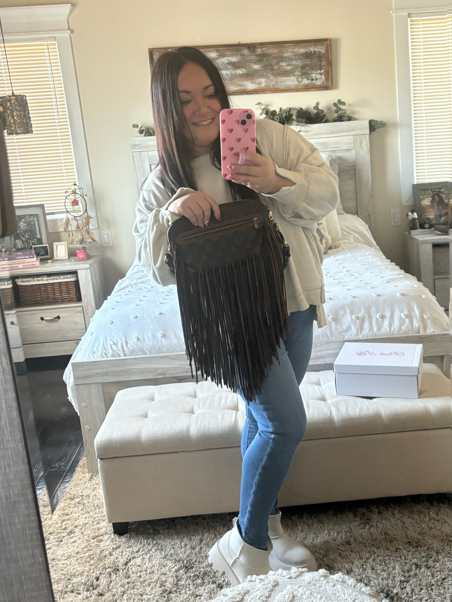 Mom style 

#LTKitbag #LTKsalealert #LTKstyletip