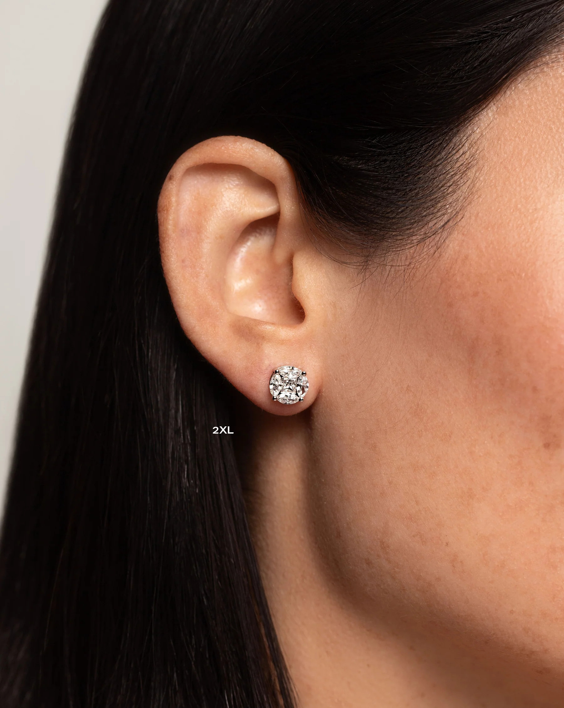 Round Illusion Diamond Studs | Ring Concierge