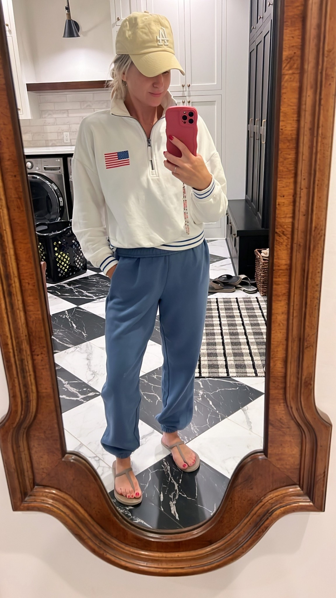 HOC summer sweatpants 💙 they are SO comfy and a steal of a deal! 