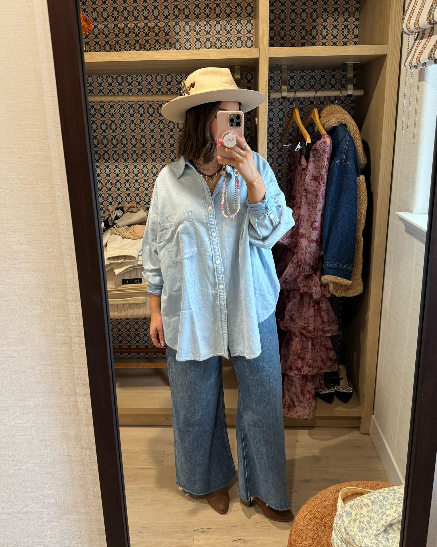 Outfit for horseback riding — size L in the shirt and a size 29 in my jeans! Both are so comfortable! 🫶🏼

Abercrombie, aerie, premium A77 shirt, denim blouse, denim on denim 

#LTKSeasonal #LTKTravel #LTKFindsUnder100