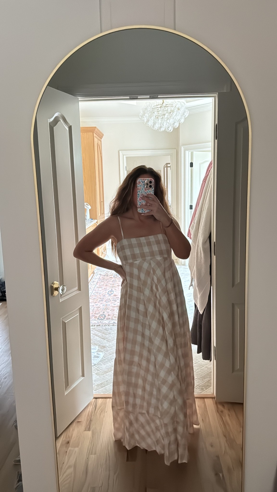 Another perfect maxi dress when you wanna look put together but comfortable!

#springdress #maxidress 