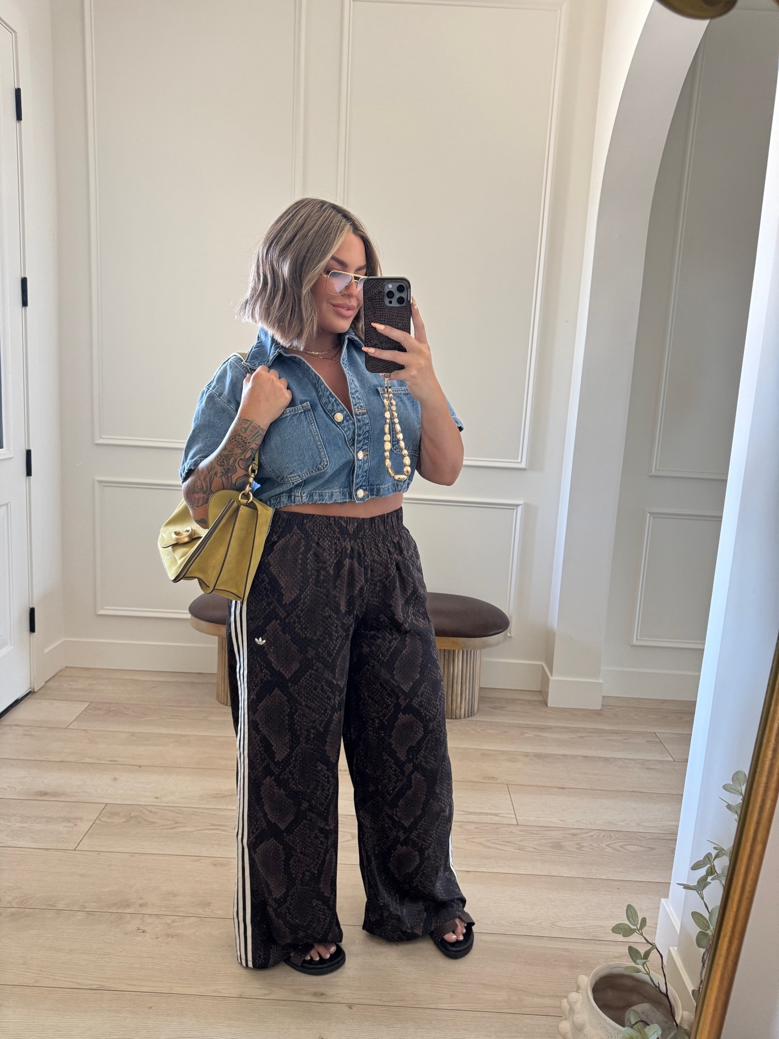 Top xl 
Pants xl 
Bag sold out in large but linked smaller size 
Use code shayna15 on Miranda Frye to save $