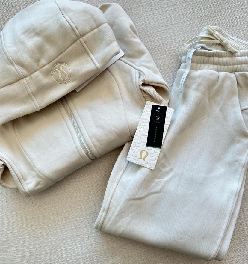 Oh my God, so comfortable the quality feels so amazing must have !!!

#LTKGiftGuide #LTKFindsUnder100 #LTKSaleAlert