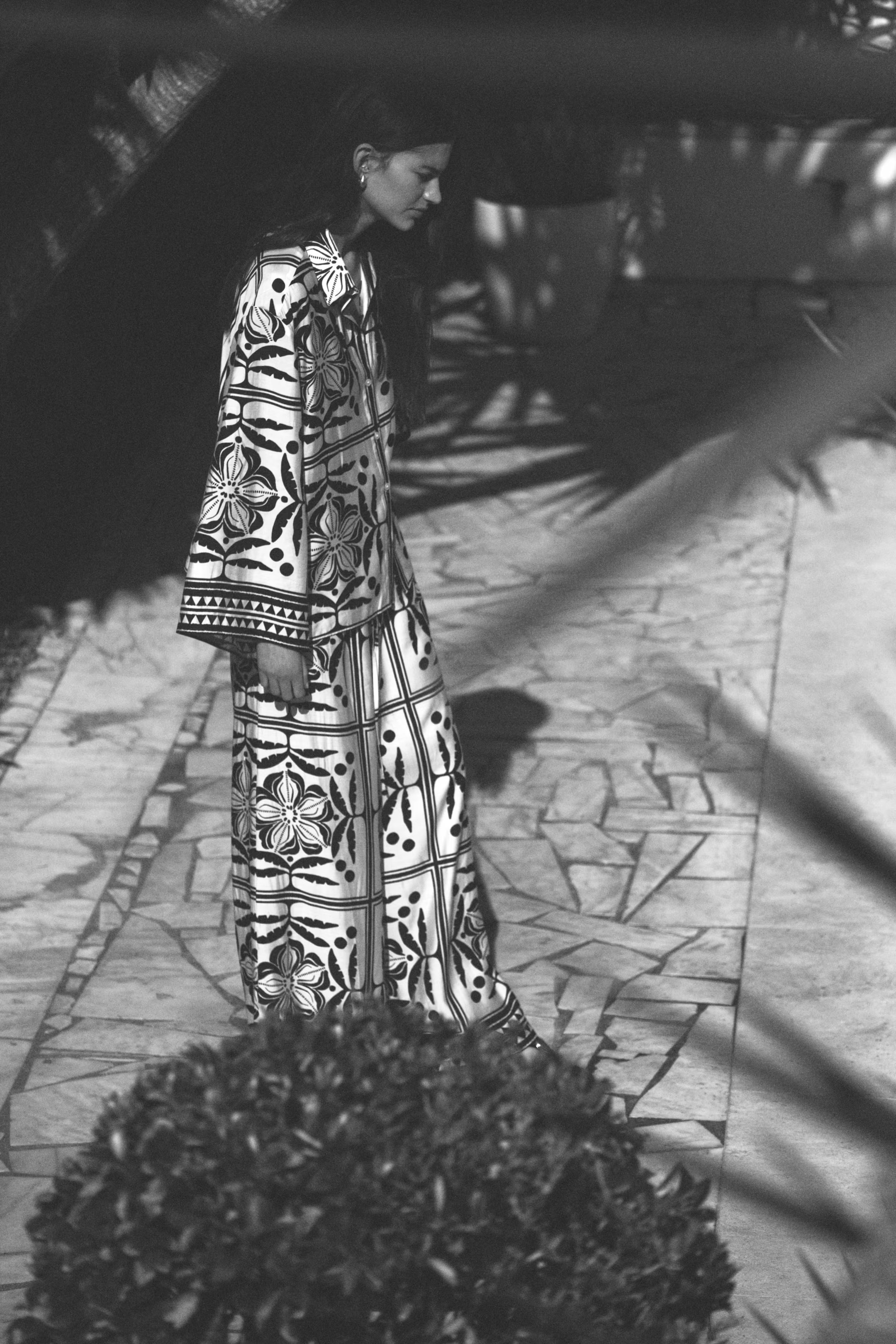 Wide drawstring trousers - Cream/Black patterned - Ladies | H&M GB | H&M (UK, MY, IN, SG, PH, TW, HK)