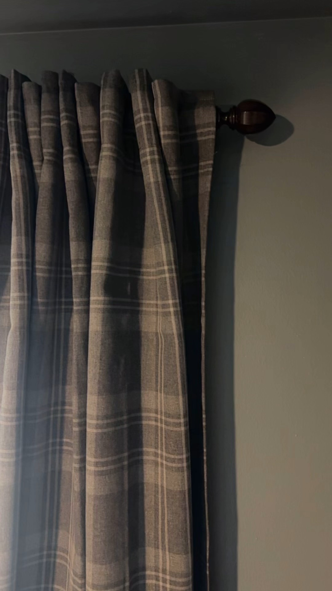 One of the main reasons I changed the guest room into a vintage golf loft was because I saw these curtains. I had to use them. And they helped transform the space. 

#curtains #plaid #vintage #moody #ikea

#LTKHome #LTKmomlife #LTKU
