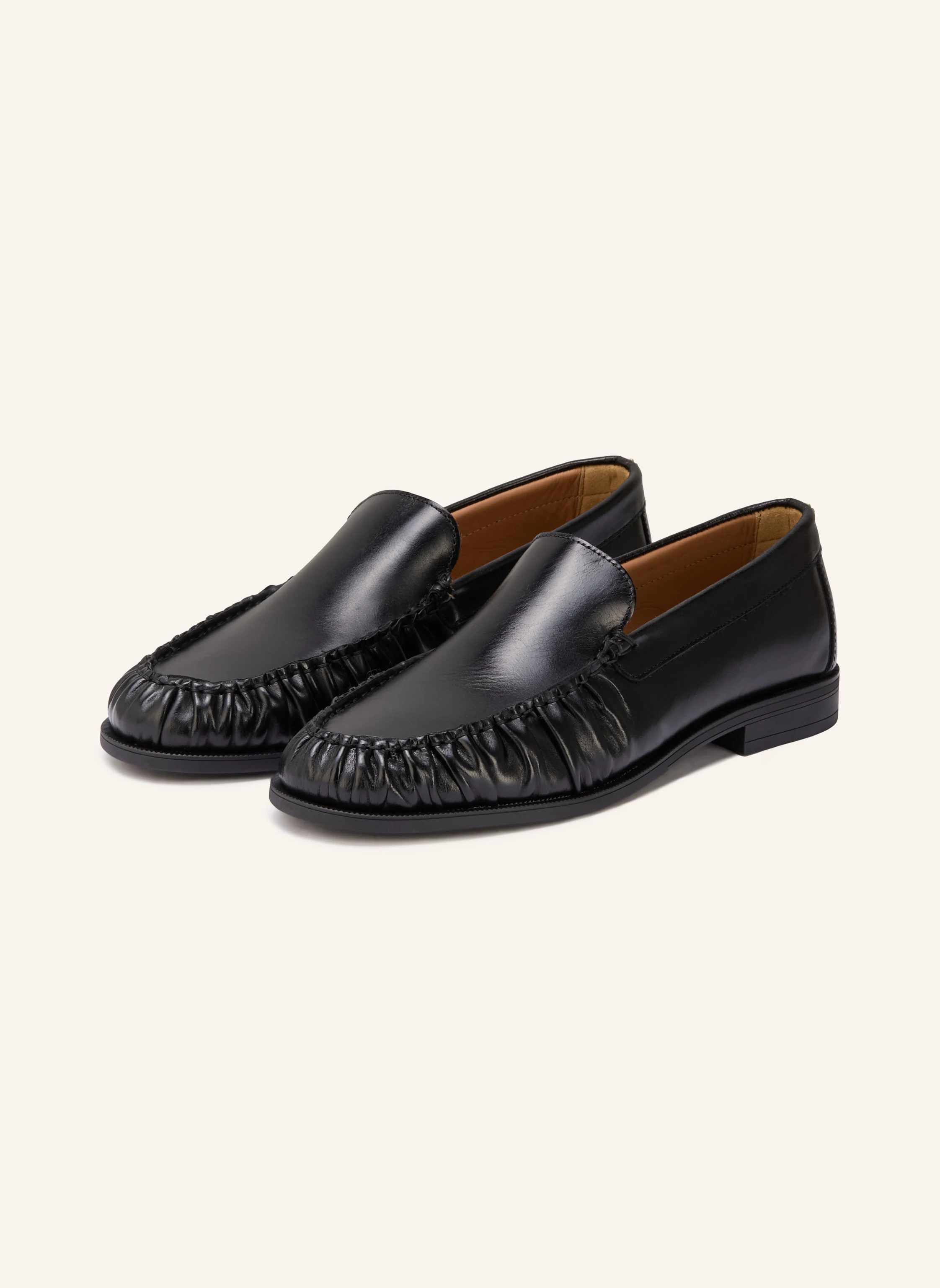 BOSS Slipper LYCIA in schwarz | Breuninger (DACH)
