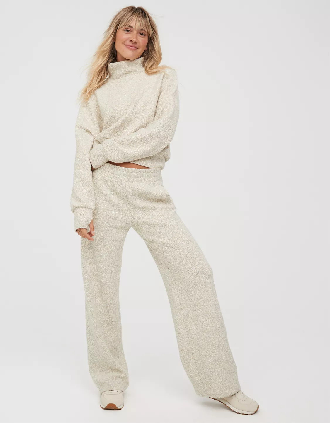 OFFLINE By Aerie Snowday Wide Leg Pant | American Eagle Outfitters (US & CA)