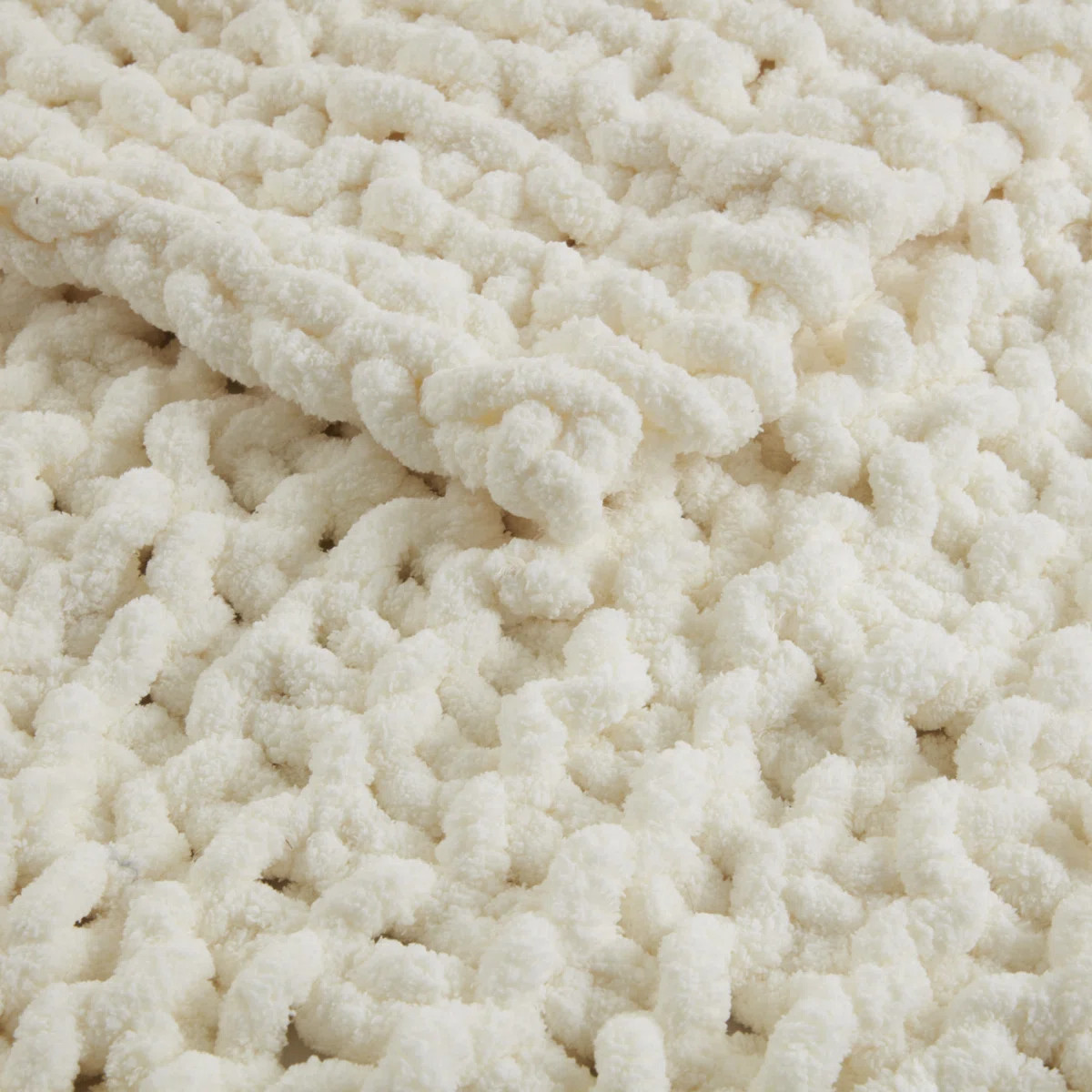 Madison Park Chenille Chunky Knit Throw & Reviews | Wayfair | Wayfair North America