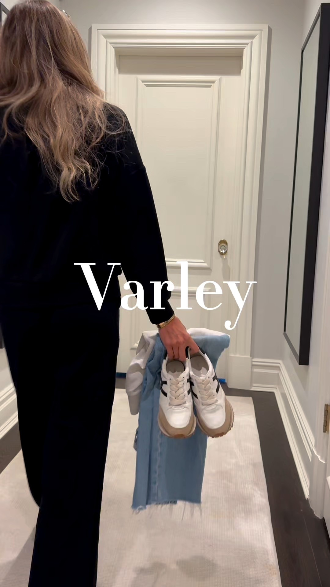 ✨ Effortless style meets comfort ✨ trying on my Varley sweat sets today and I am obsessed 😍. The Varley Hawley half zip sweatshirt and these wide-leg sweatpants are the perfect mix of luxury loungewear and chic athleisure.

I love that I can wear this set from morning coffee runs to evening errands, and still look polished 🙌. If you’re searching for fall fashion over 40, trending sweatsuits 2025, or elevated everyday outfits, Varley nails it.

#VarleyStyle #FallFashion2025 #ChicAthleisure #VarleyOutfit #BlackAndIvory #LuxuryLoungewear #OOTD #FallOutfits #AthleisureLooks #TheUndoneFancy

#LTKActive #LTKOver40 #LTKStyleTip