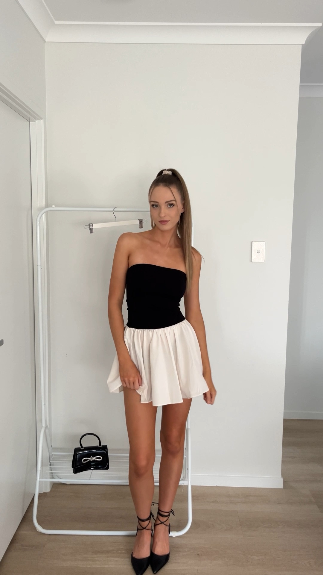 Old money outfit inspo day 2/5 🖤🍸🦢🫧
•
•
Dress: https://thecommense.com/collections/dresses/products/patchwork-bustier-backless-short-dress
Shoes: Famous Footwear- out of stock but linked similar 
Bag: Shein- out of stock but linked similar 

#LTKaustralia #LTKstyletip #LTKautumn