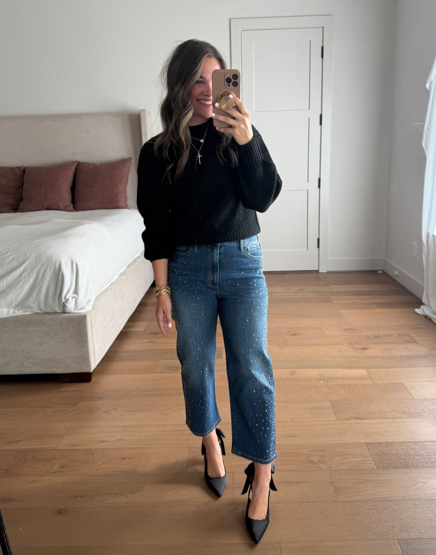 Affordable Walmart holiday outfits that look designer 🎄 Cozy, festive, and under $50 — you’ll want them all 🤍

#WalmartFashion #HolidayOutfits #AffordableStyle #WalmartFinds #HolidayInspo

#LTKHoliday #LTKSaleAlert #LTKSeasonal