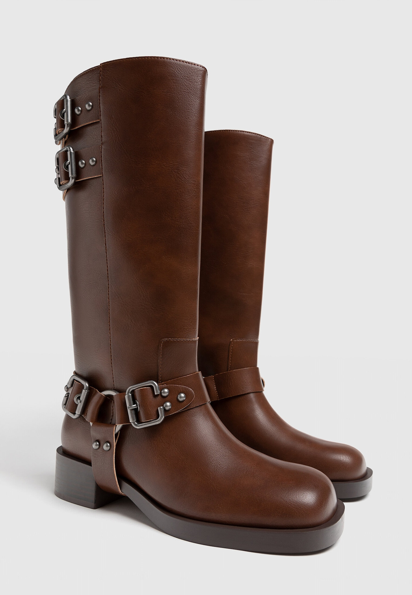 Plat bikerlaarsje met gespen | Stradivarius (NL)