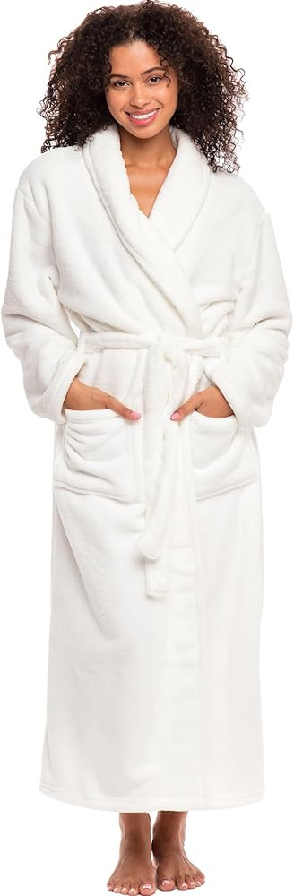 Alexander Del Rossa Plush Robe for Women, Long Fleece Winter Bath Robe, Plus Size | Amazon (US)