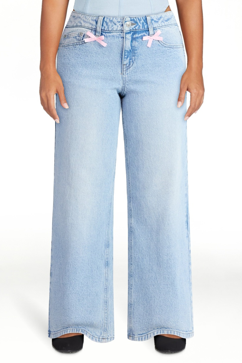 No Boundaries Bow Jeans, 30'' Inseam, Women's | Walmart (US)