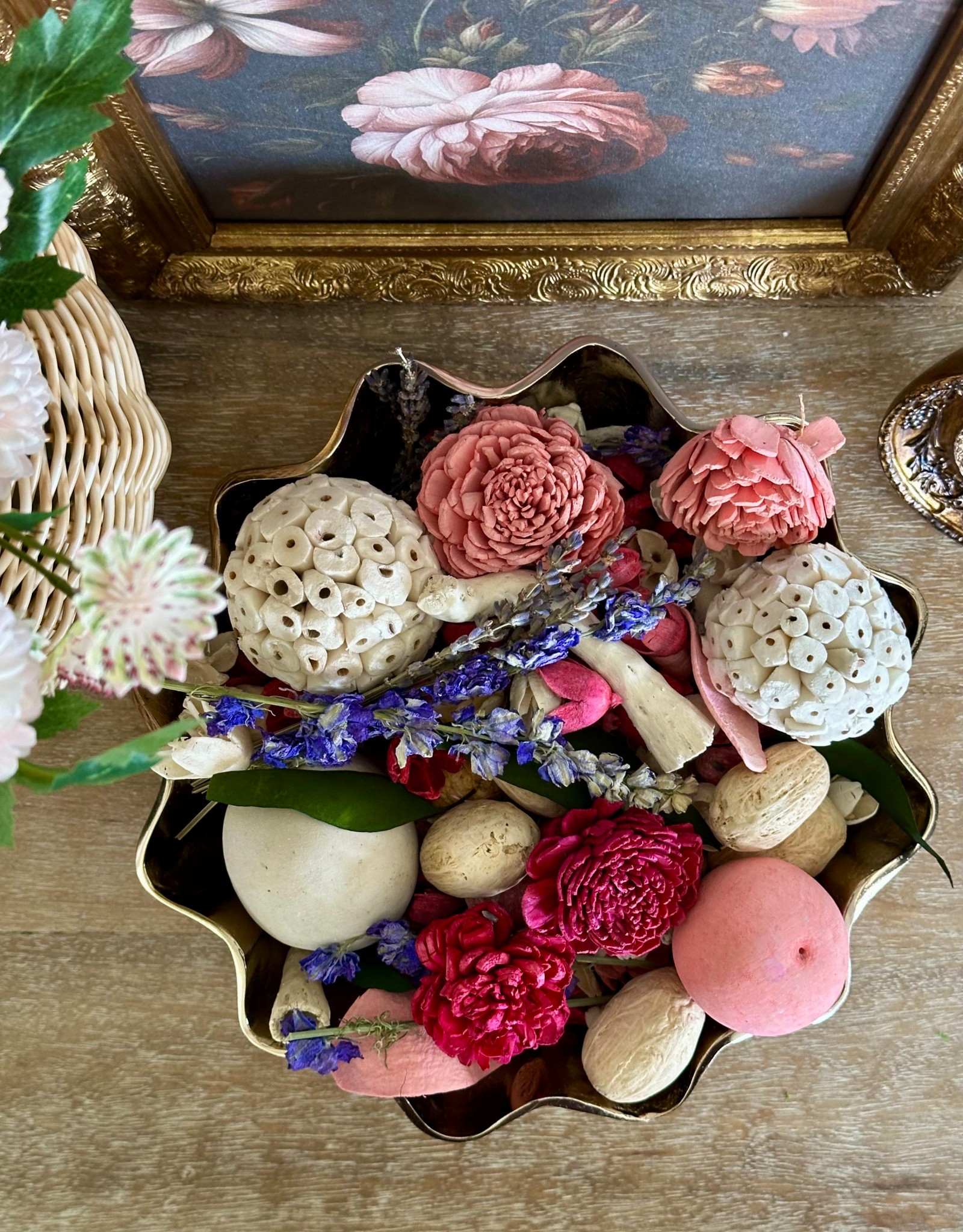 The easiest way to make your home smell like a garden” …
Add a bowl of Original Potpourri from My Claire Burke. 🤍

#myclaireburke
#mother’s day
#fragrance
#potpourri
#homedecor
#springrefresh



#LTKSeasonal #LTKHome #LTKMothersDay
