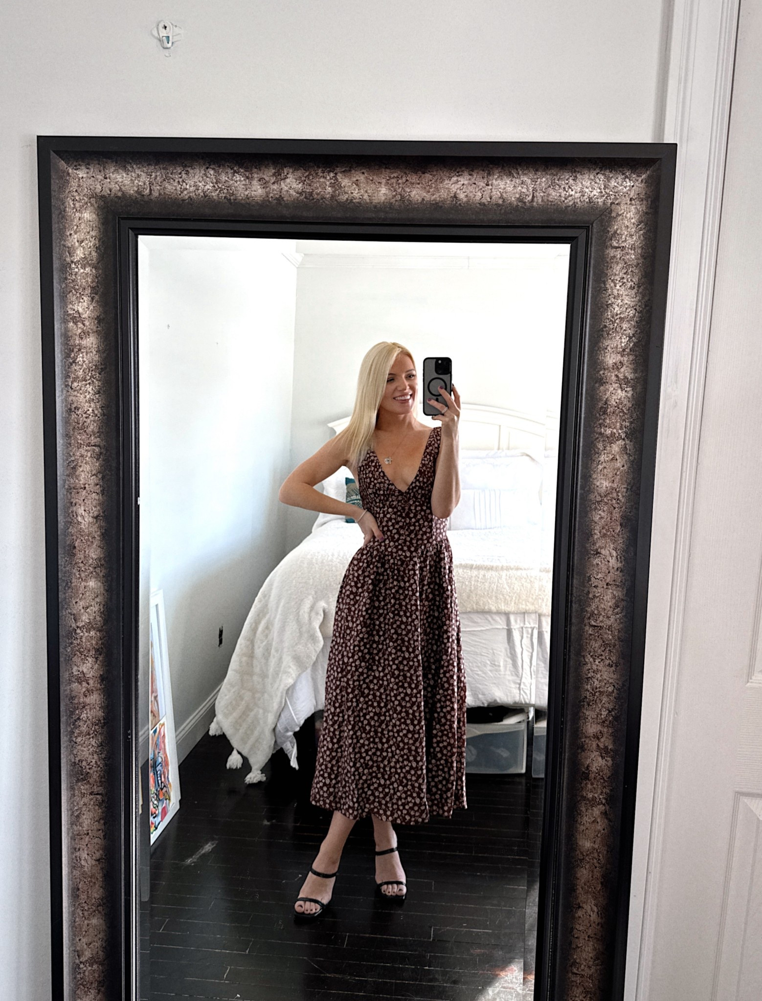 Janella brown floral basque waist midi dress lulus 
Size XS 