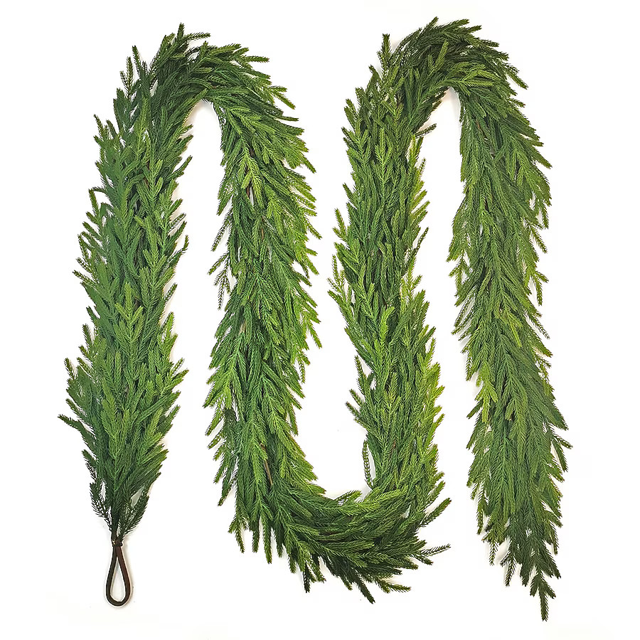 Holiday Living Indoor/Outdoor (non powered) 12-ft Artificial Garland | Lowe's