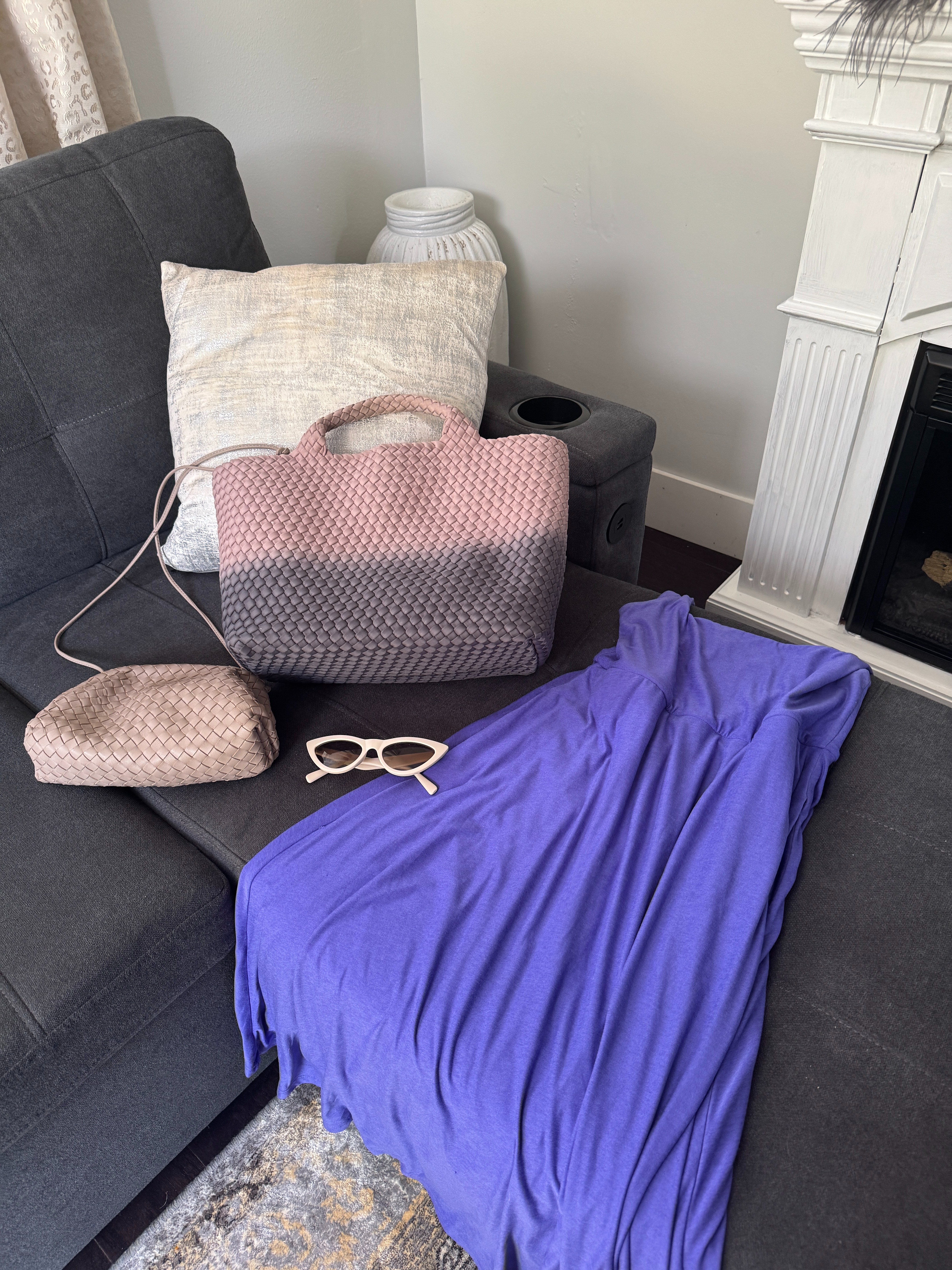 Quick weekend getaway packing essentials 👇 

 

#LTKFindsUnder100 #LTKStyleTip #LTKTravel