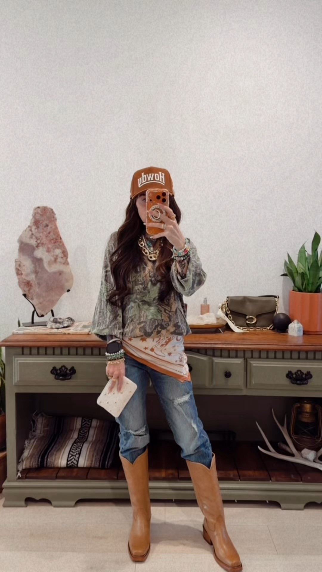 How I’m styling my Tecovas! Today’s boot is the Charlie  