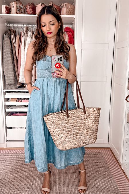 Wearing GAP Organic Cotton Corset Midi Dress in Denim in S / Straw Bag

@gap #gapcanada [ a d ]


The GAP Friends & Family Event will run from May 9-16th – it’s the perfect time to shop! You get 40% Off Everything (w/ code FRIEND) + Extra 10% Off (w/ code ADDIT). 

#LTKFind #LTKunder100 #LTKsalealert