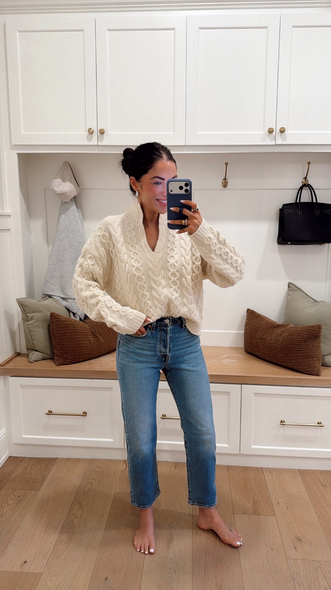 I’m in a size 26x26! Do not size down! I’m just shy of 5’5. 