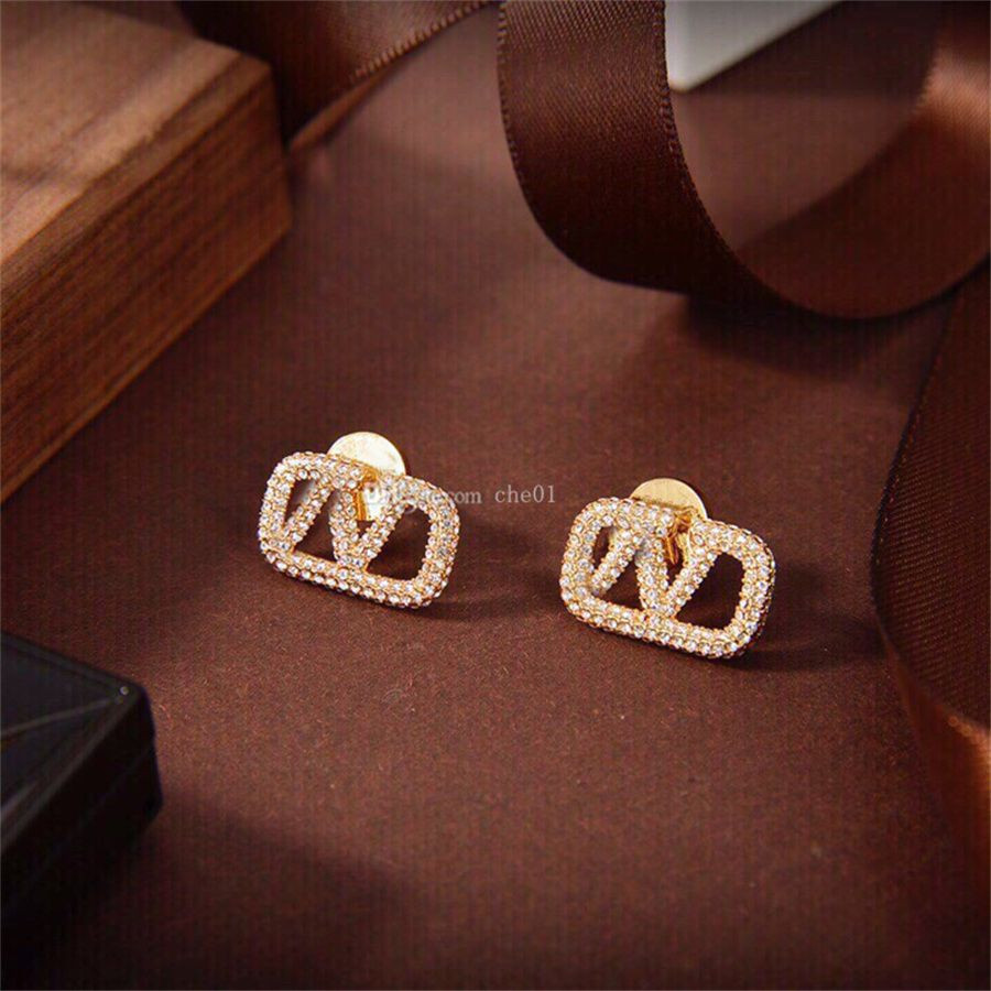 Designer Earring Letter V Logo Stud Earing Luxury Women Fashion Hoop Jewelry Metal Valentinoity E... | DHGate