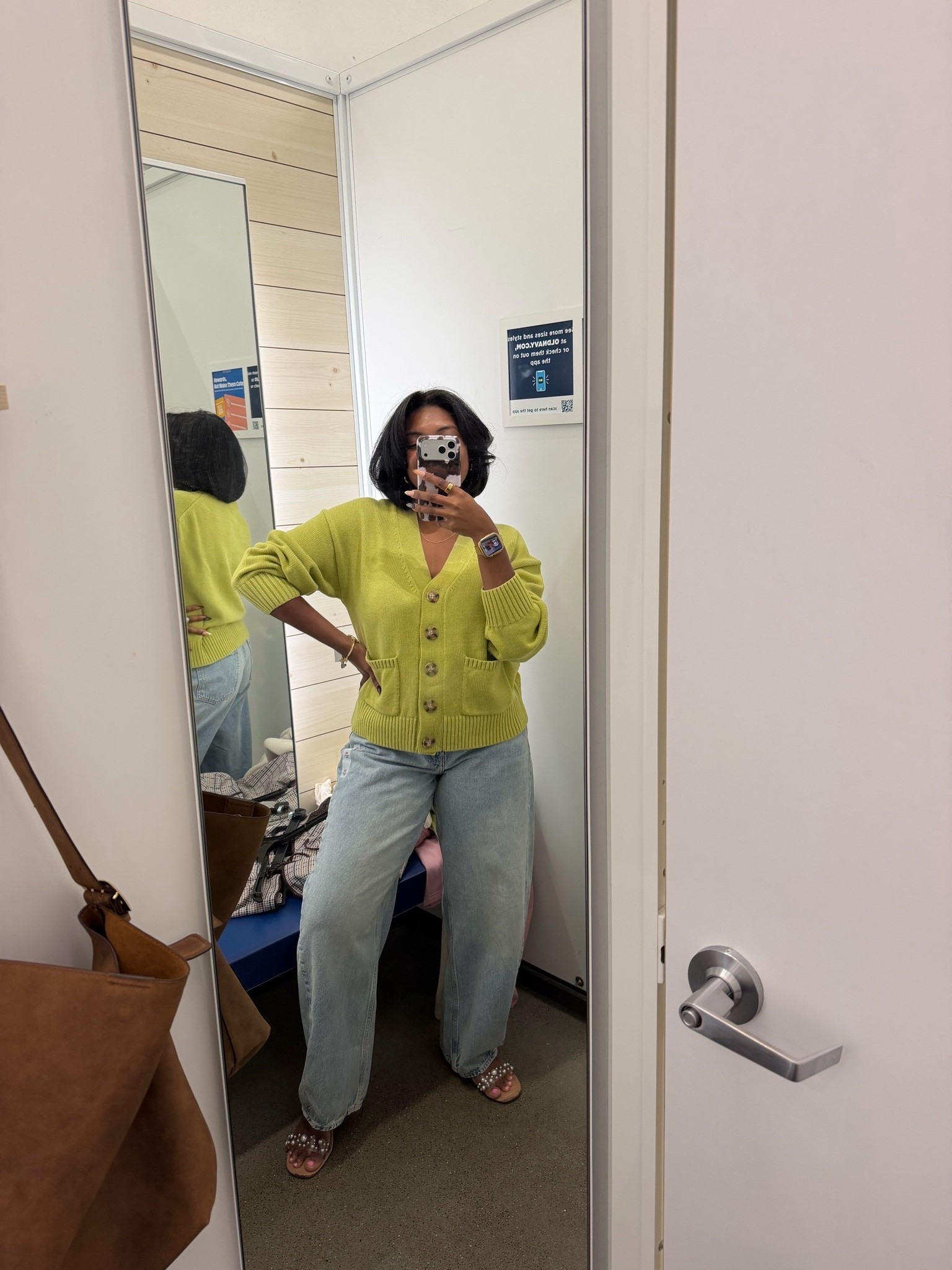 Okkkk Old Navy this color 🔥

#LTKmomlife #LTKootd #LTKgrwm