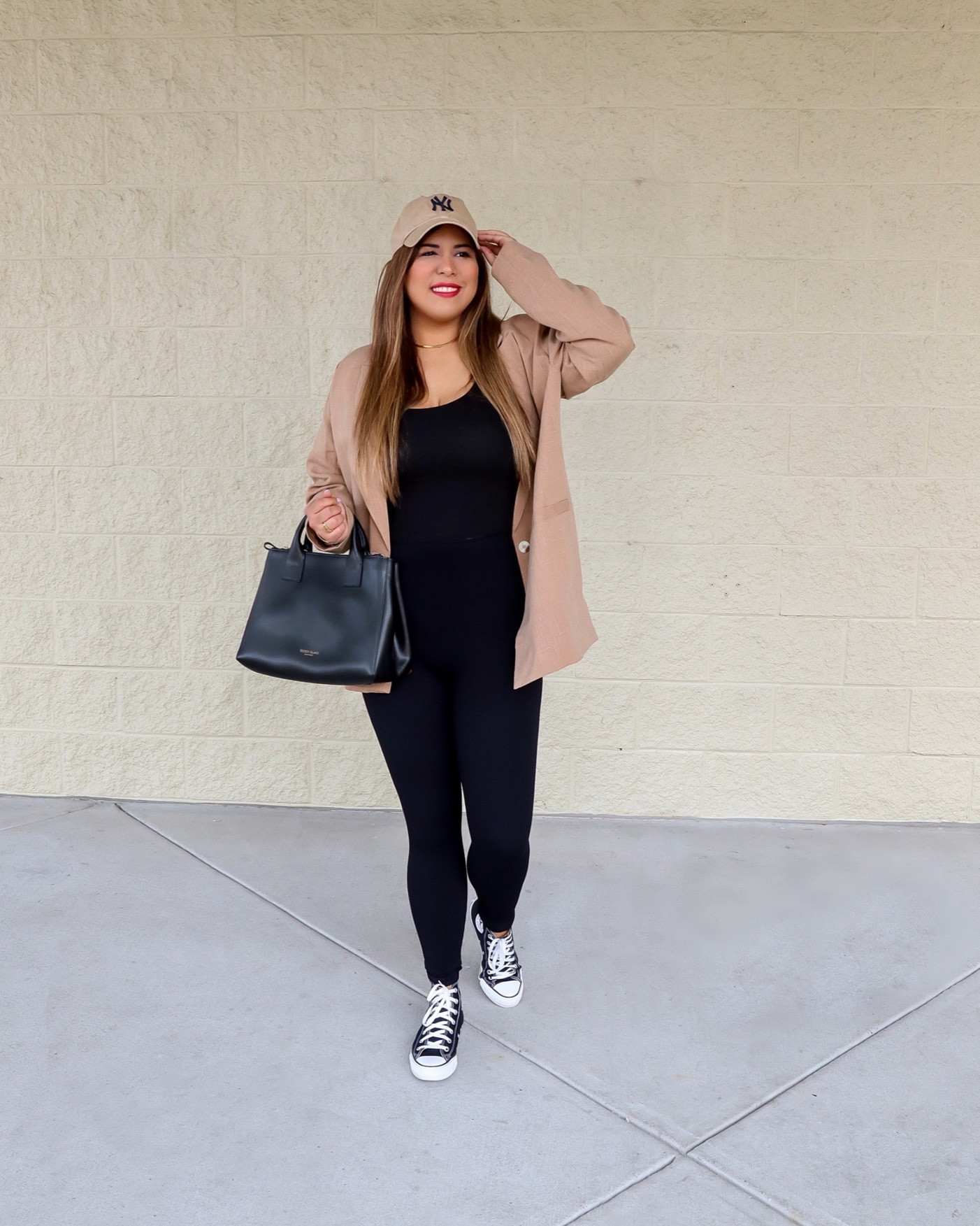 Sporty Chic Outfit! 


#LTKunder50 #LTKFind #LTKstyletip