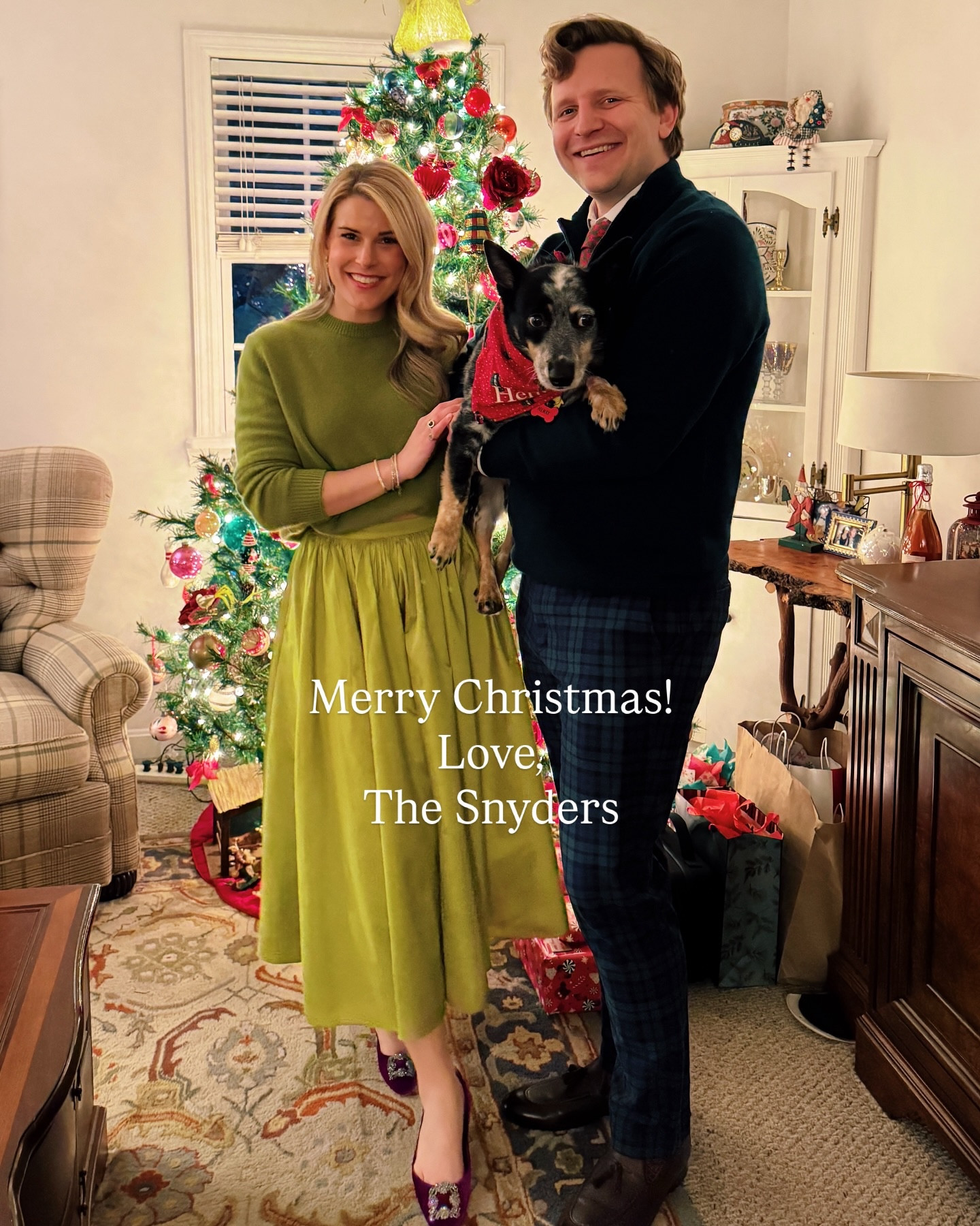 Merry Christmas! With love, The Snyders ❤️🎄

Our annual Christmas Eve party was all fun and games with our tradition of singing Viva La Vida, and playing flip cup, among other arguably more classic Christmas traditions! Everyone being together is the greatest gift of all ❤️