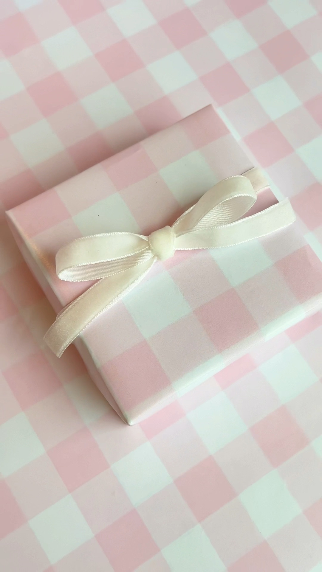 Wrapping paper! 🎀