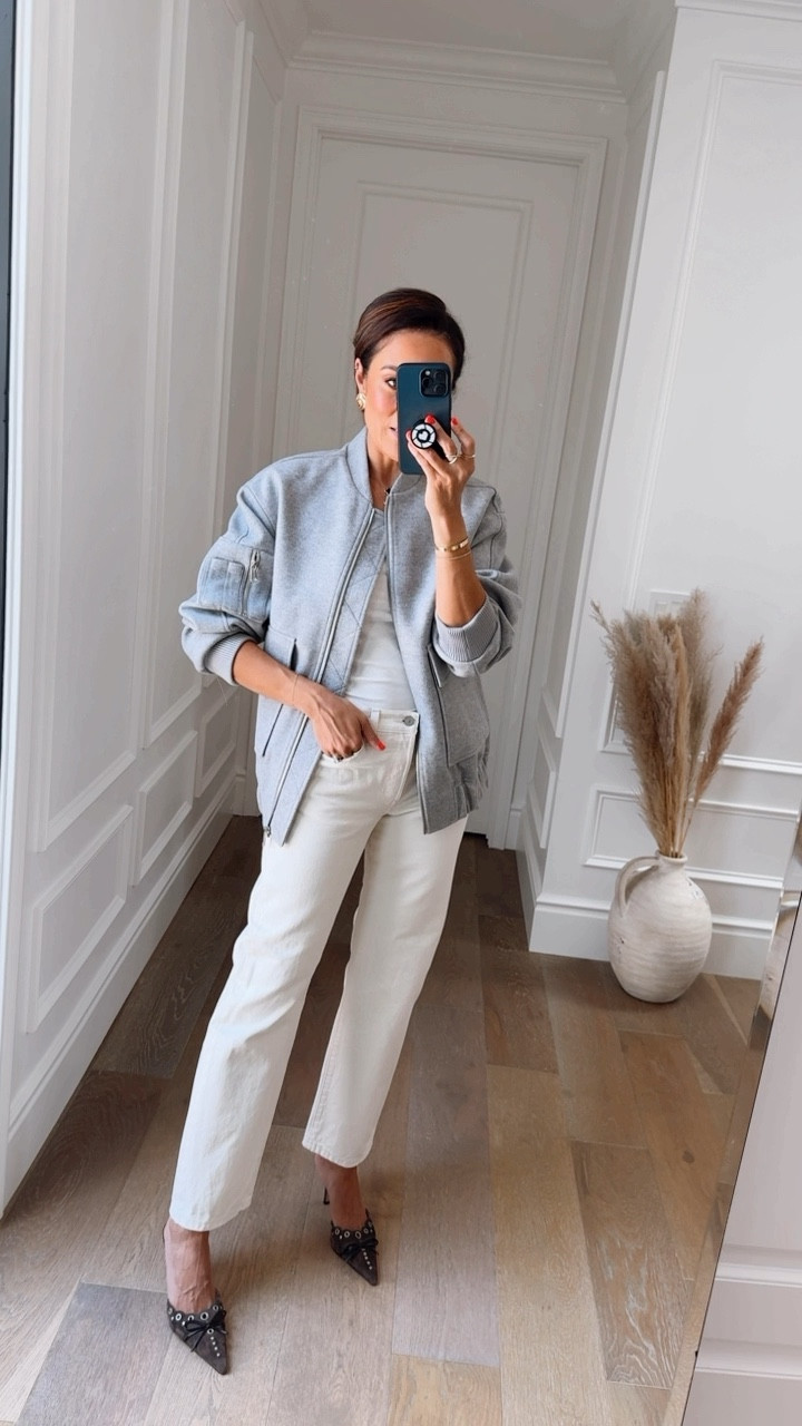 Adorable oversized bomber runs tts!

#LTKSummerSales #LTKxNSale

#LTKSeasonal