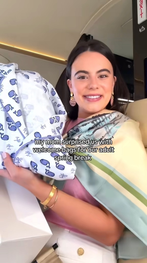 My mom put together little welcome bags for our adult spring break! She even made an itinerary, such a fun idea for any upcoming trip! 