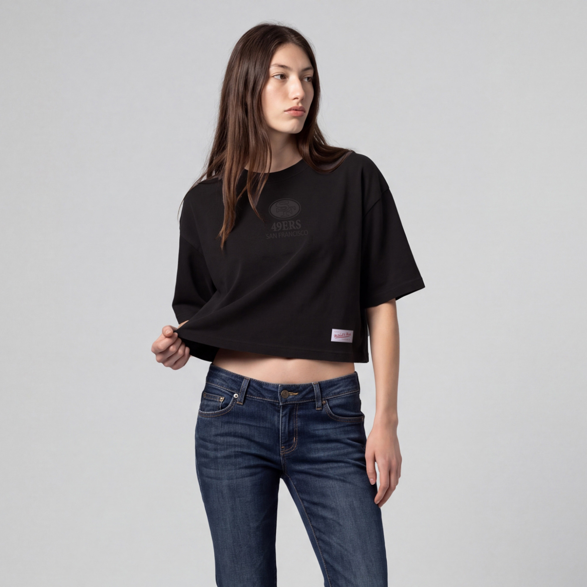 Women's Mitchell & Ness Black San Francisco 49ers Core Essentials Micro Logo Boxy Crop T-Shirt | NFL Shop